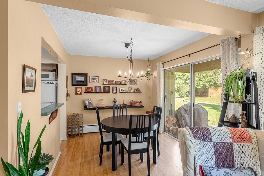 844 Westview Drive North Vancouver, BC - 10