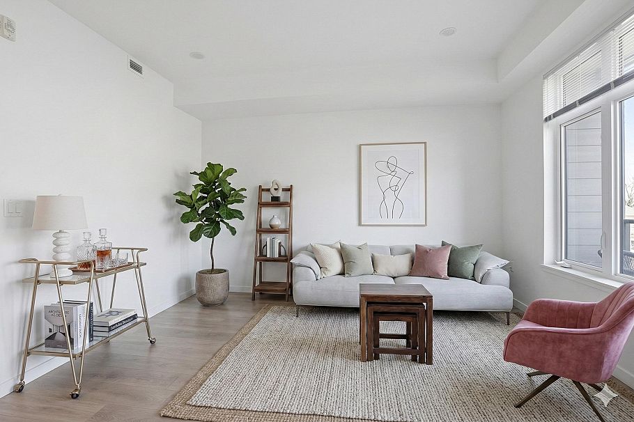 414 725 Marine Drive North Vancouver, BC - 5