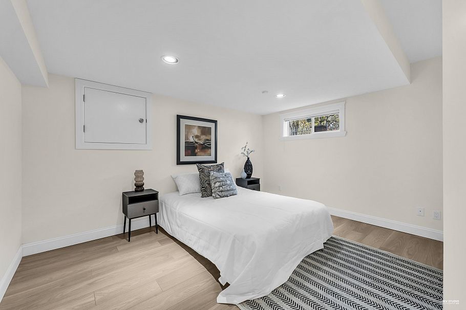 4418 Osler Street Vancouver, BC - 21