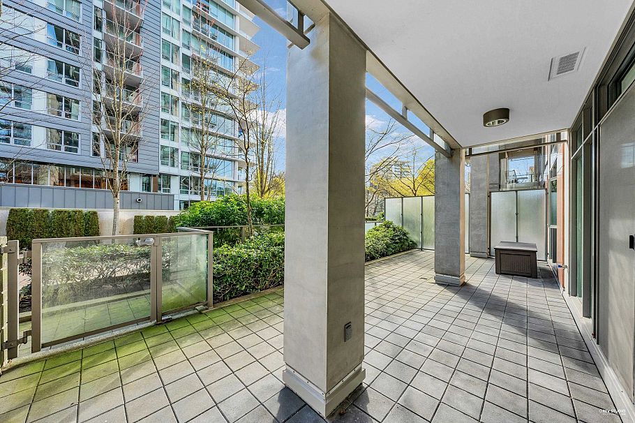 105 5782 Berton Avenue Vancouver, BC - 25
