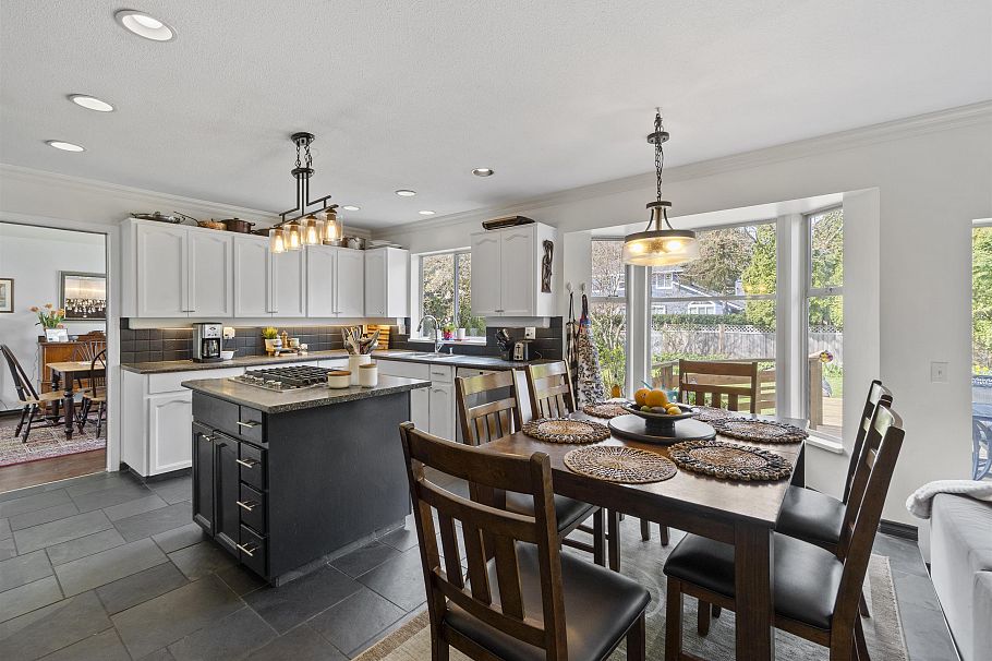 1618 Draycott Road North Vancouver, BC - 5