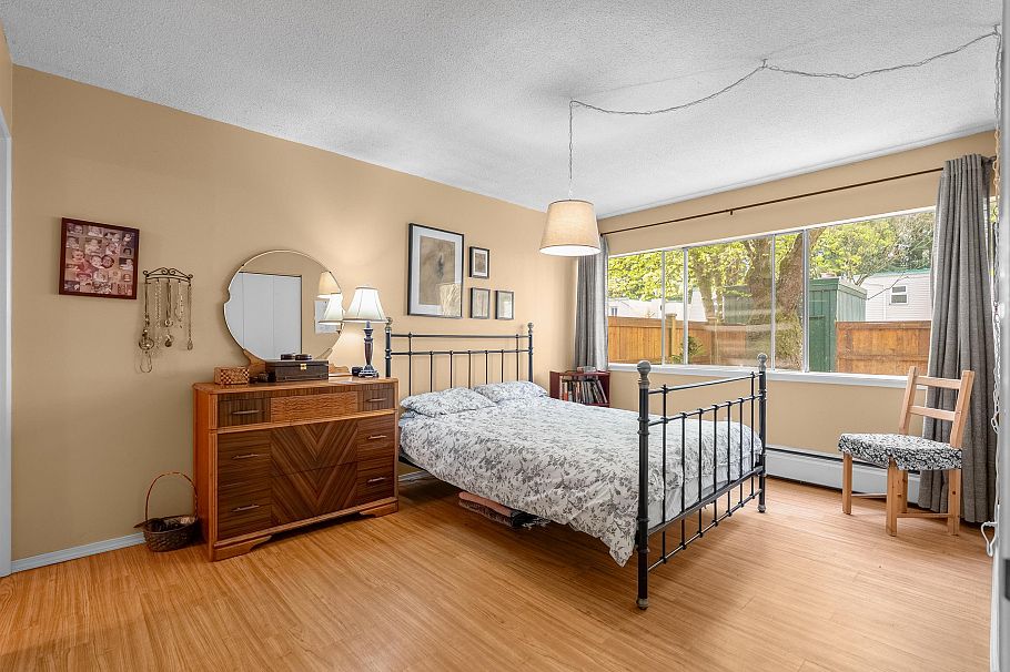 844 Westview Drive North Vancouver, BC - 17