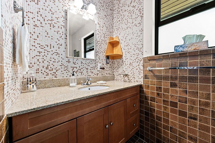 4589 Ramsay Road North Vancouver, BC - 31