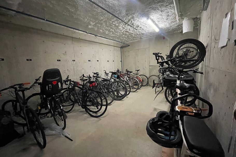 3431 Porter Street Vancouver, BC - 23