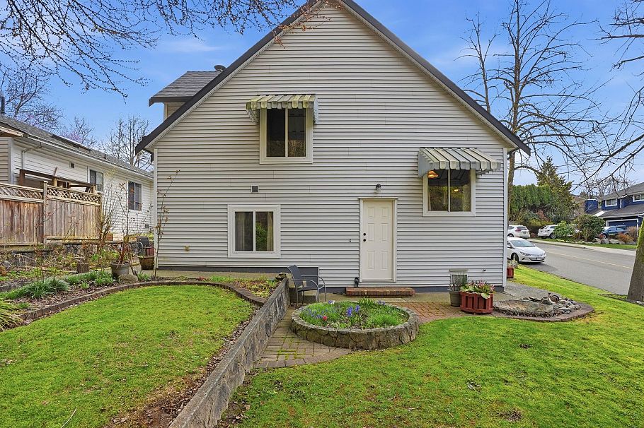 3300 Manning Crescent North Vancouver, BC - 34