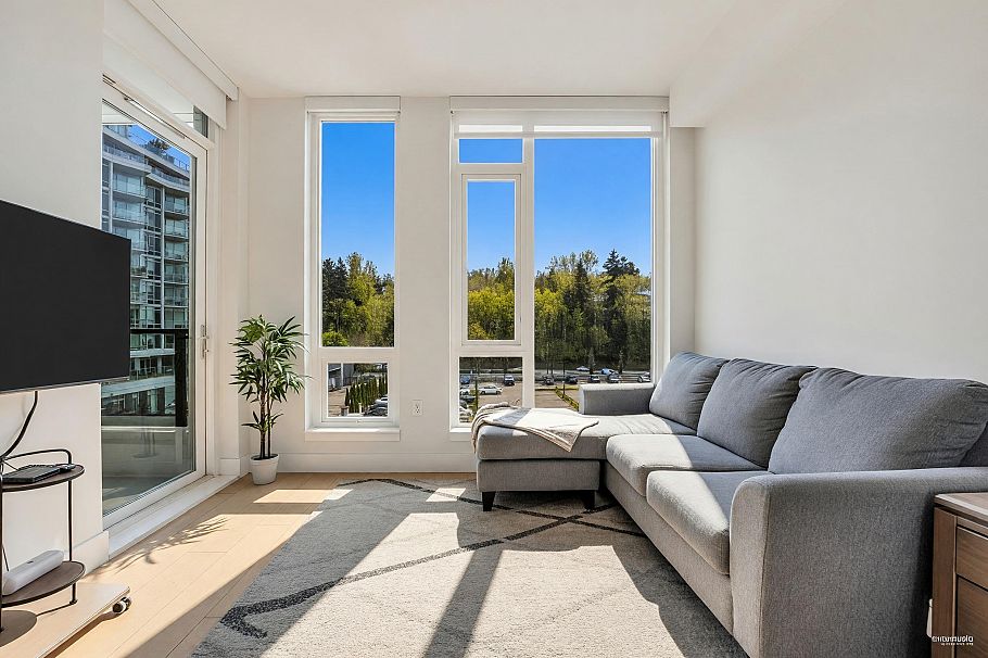 512 3538 Sawmill Crescent Vancouver, BC - 1