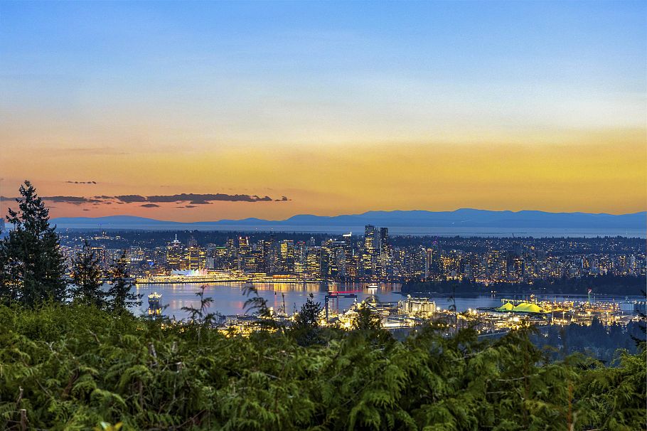 403 Newdale Court North Vancouver, BC - 36