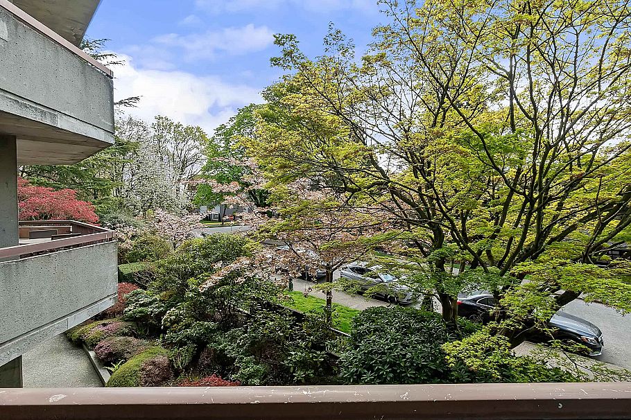 205 2445 W 3rd Avenue Vancouver, BC - 31