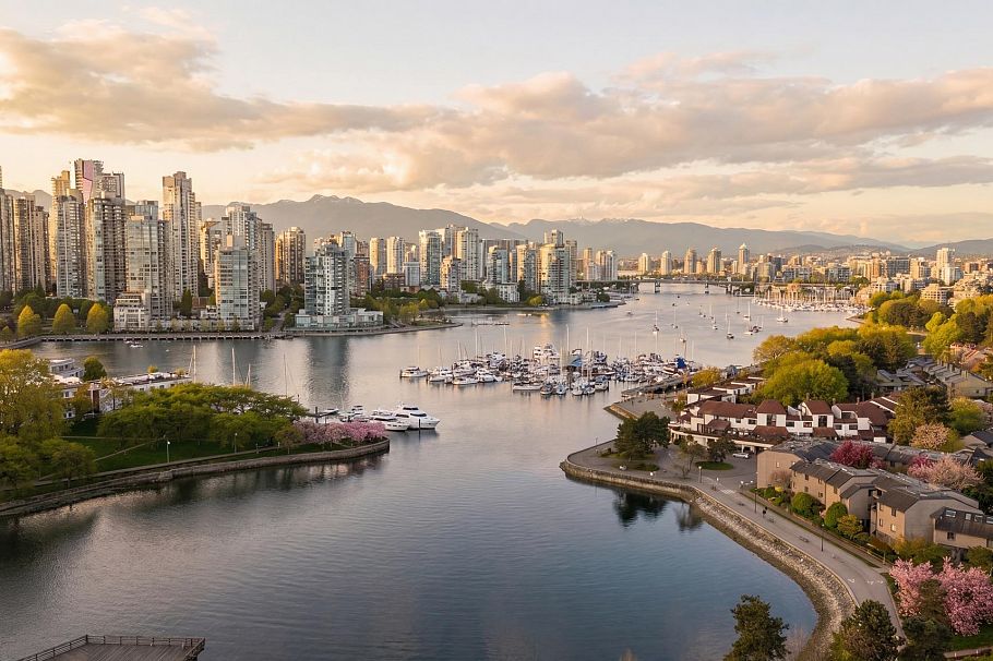 306 1345 W 4th Avenue Vancouver, BC - 23