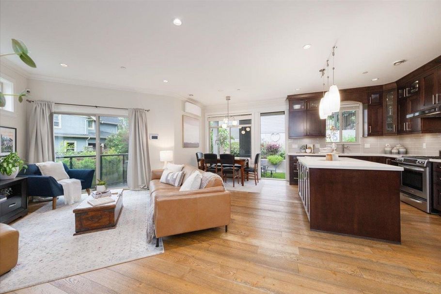 640 W 15th Street North Vancouver, BC - 5