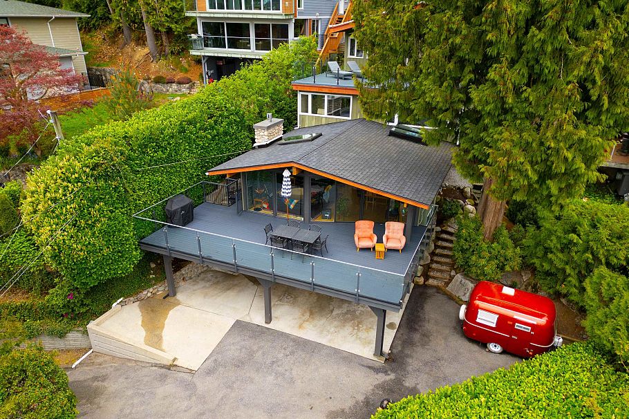 2873 Panorama Drive North Vancouver, BC - 1