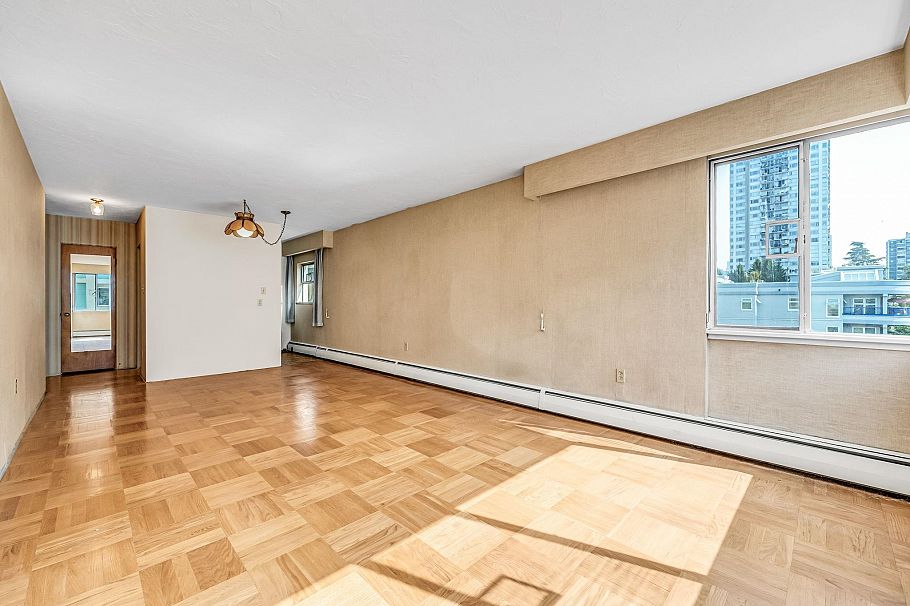 301 1050 Chilco Street Vancouver, BC - 5