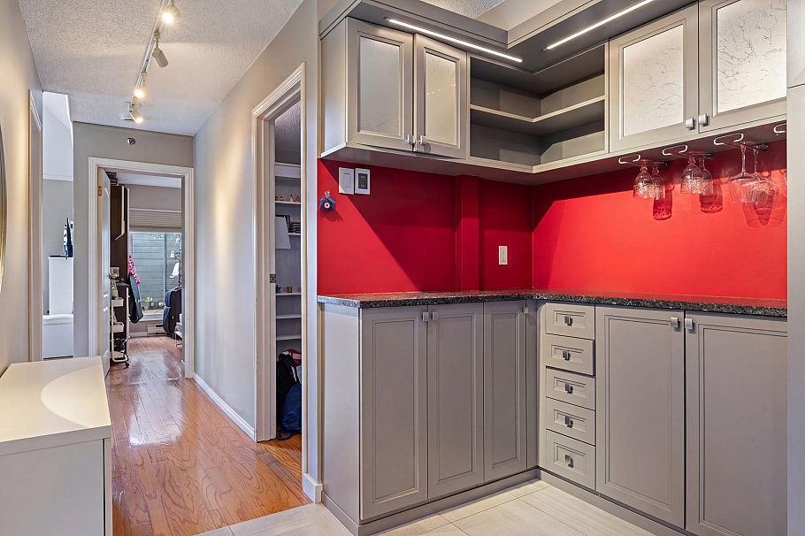 306 1345 W 4th Avenue Vancouver, BC - 4