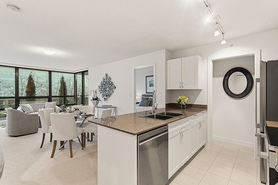 303 933 Hornby Street Vancouver, BC - 5