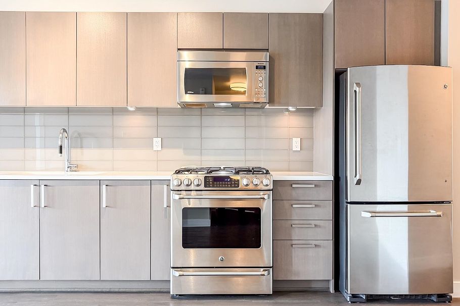 307 10033 River Drive Richmond, BC - 8