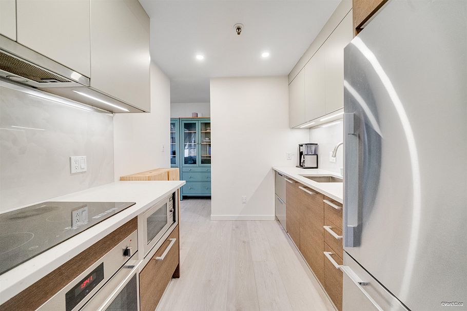 F7 1100 W 6th Avenue Vancouver, BC - 9