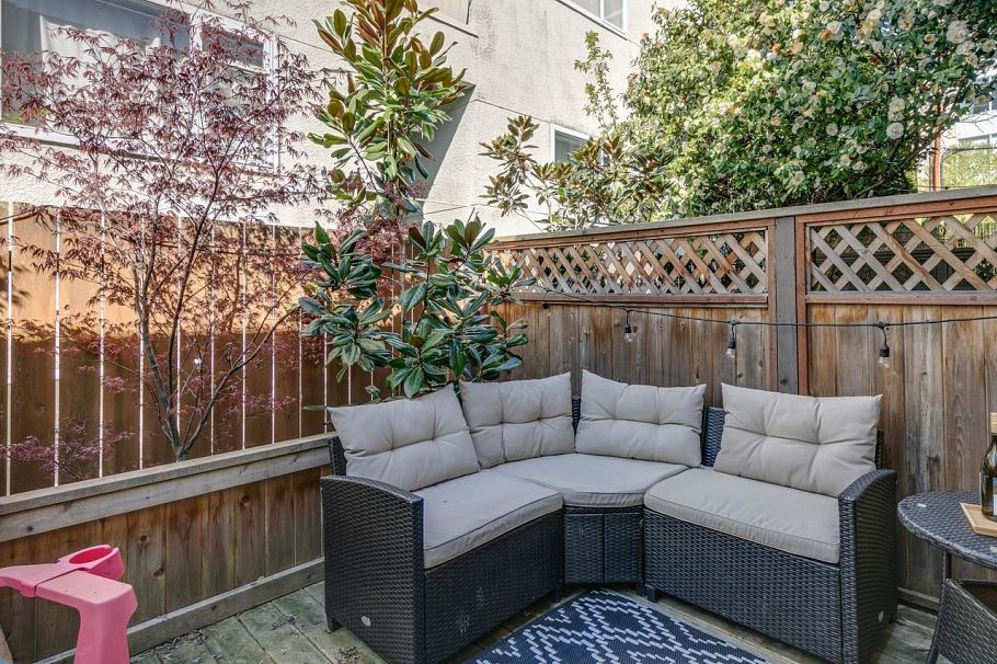 160 W 12th Street North Vancouver, BC - 18