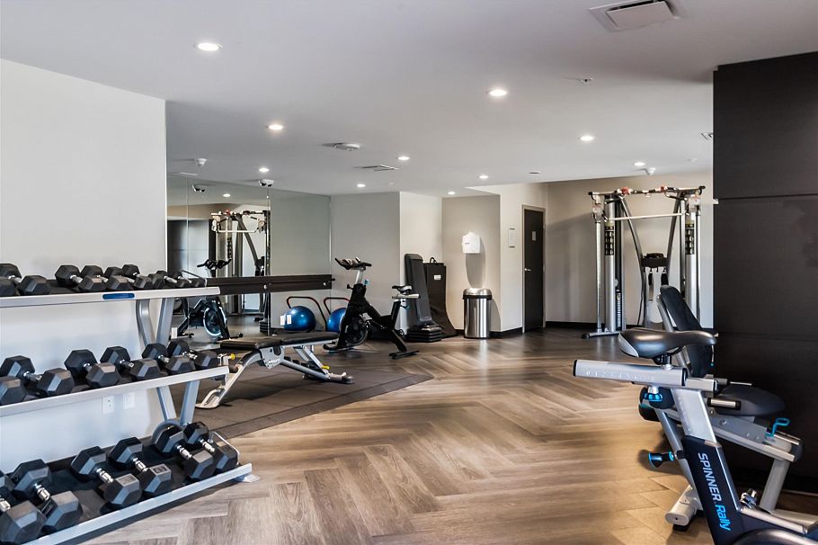 904 1561 W 57th Avenue Vancouver, BC - 24