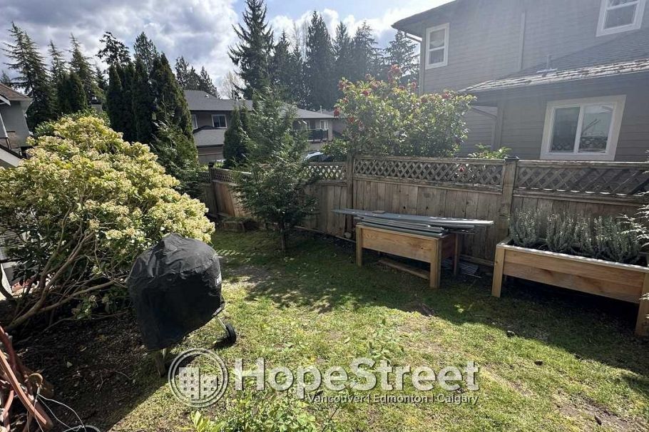 306 3980 INLET CRESCENT, North Vancouver BC V7G 2P9 North Vancouver, BC - 18