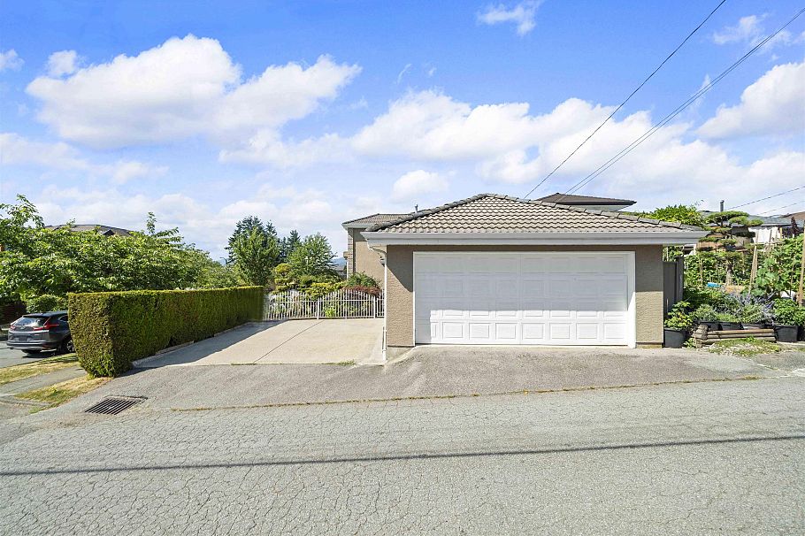 3838 Penticton Street Vancouver, BC - 23