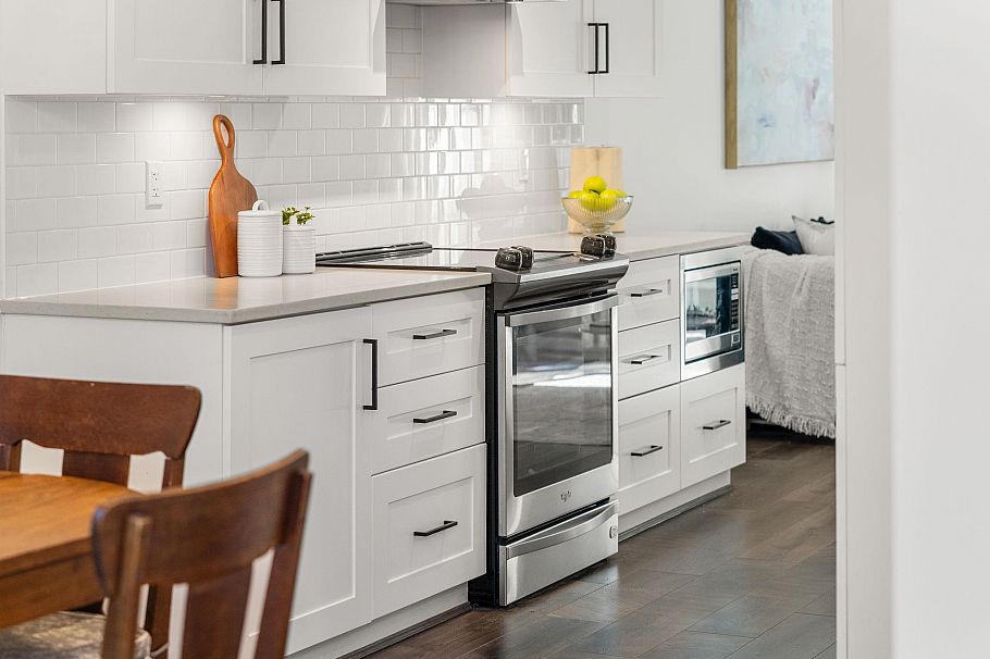 9 433 Seymour River Place North Vancouver, BC - 10