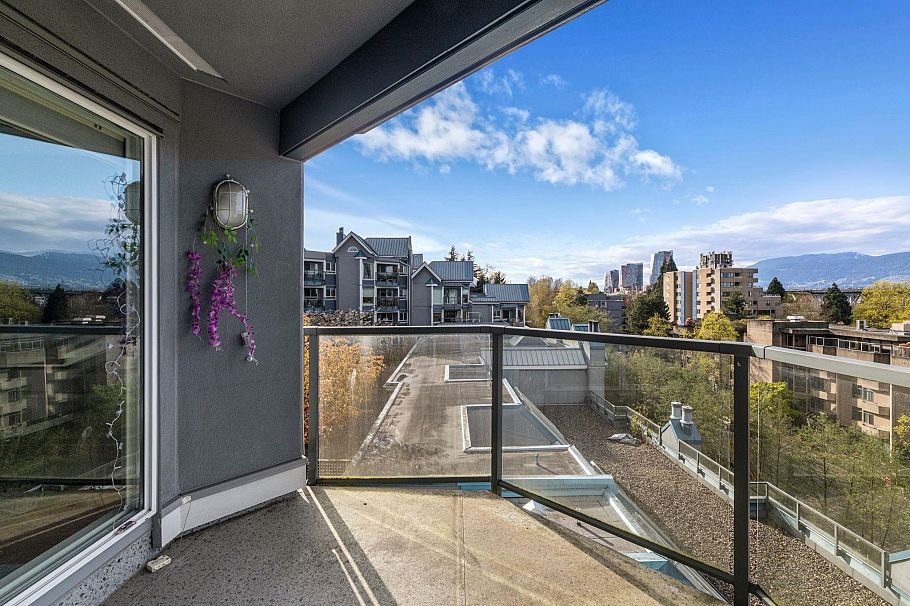 306 1345 W 4th Avenue Vancouver, BC - 10