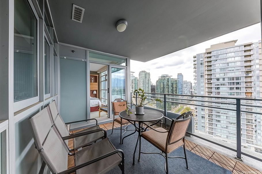 2102 1205 W Hastings Street Vancouver, BC - 27