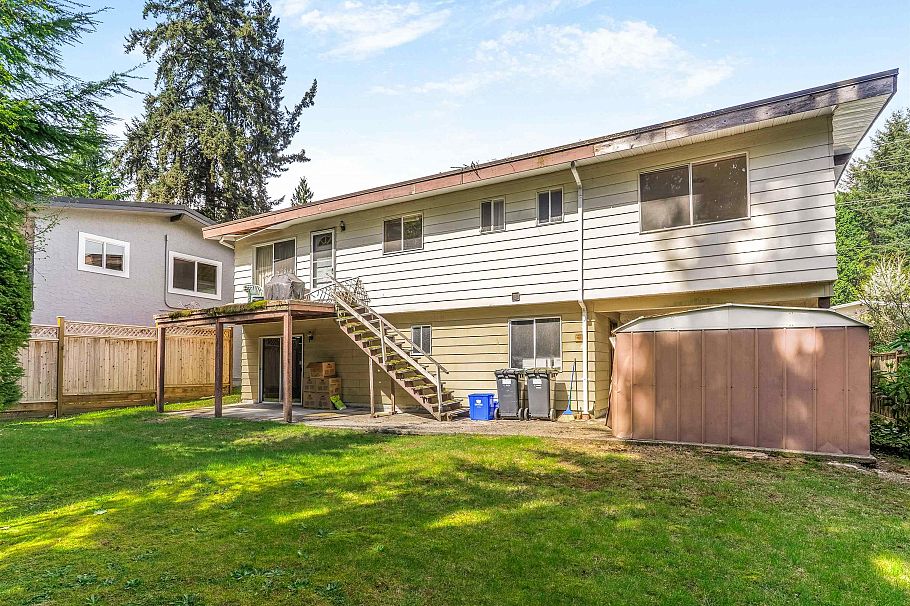 2553 Bendale Road North Vancouver, BC - 26