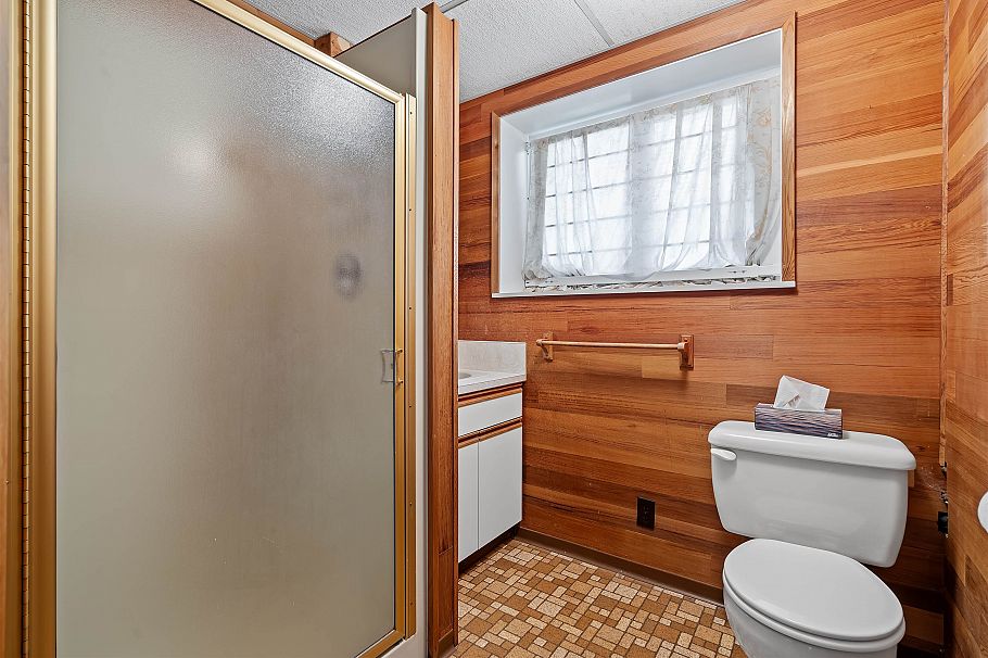 1189 Edgewood Place North Vancouver, BC - 24