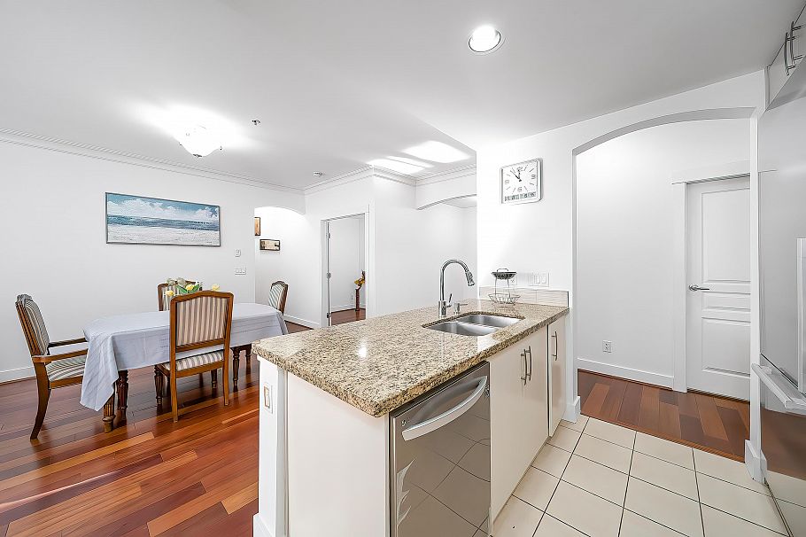 212 6333 Larkin Drive Vancouver, BC - 10