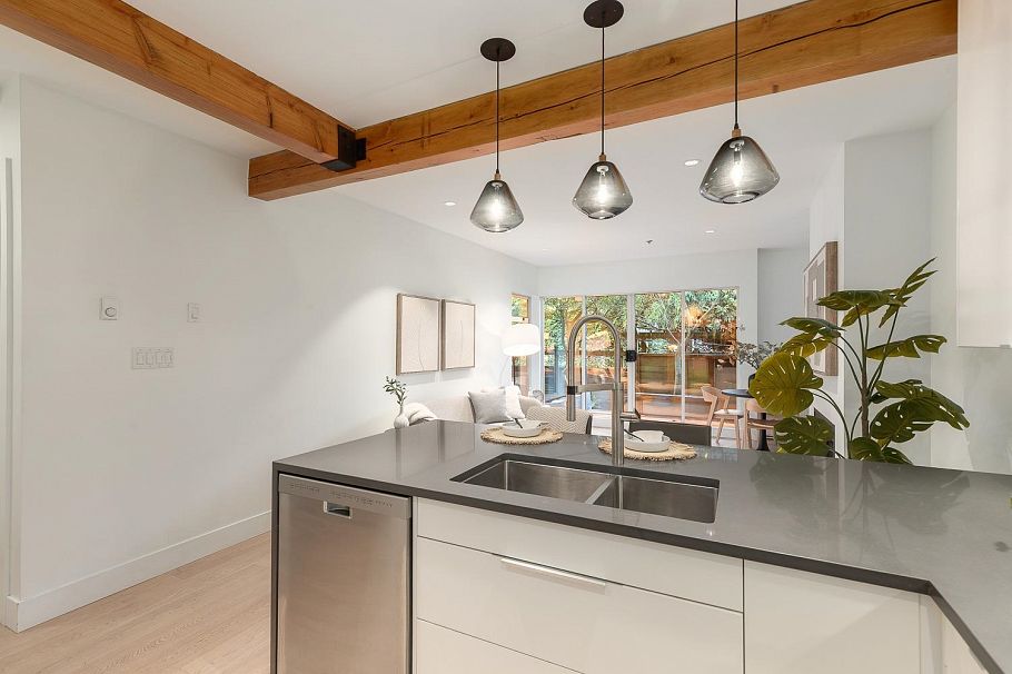 105 1963 W 3rd Avenue Vancouver, BC - 3