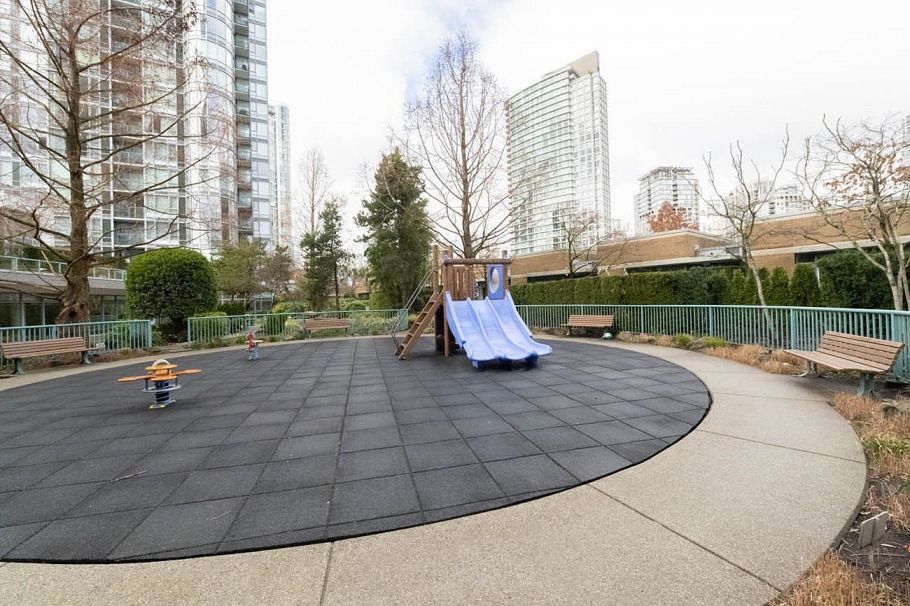 2M 1033 MARINASIDE CRESCENT, Vancouver BC V6Z 3A3 Vancouver, BC - 25