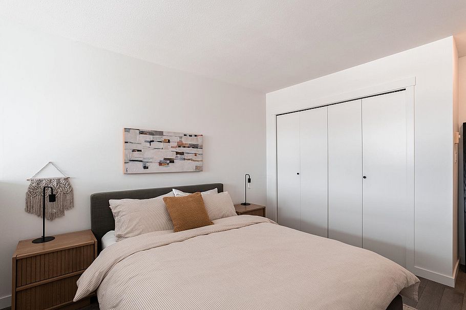 327 418 E Broadway Vancouver, BC - 21