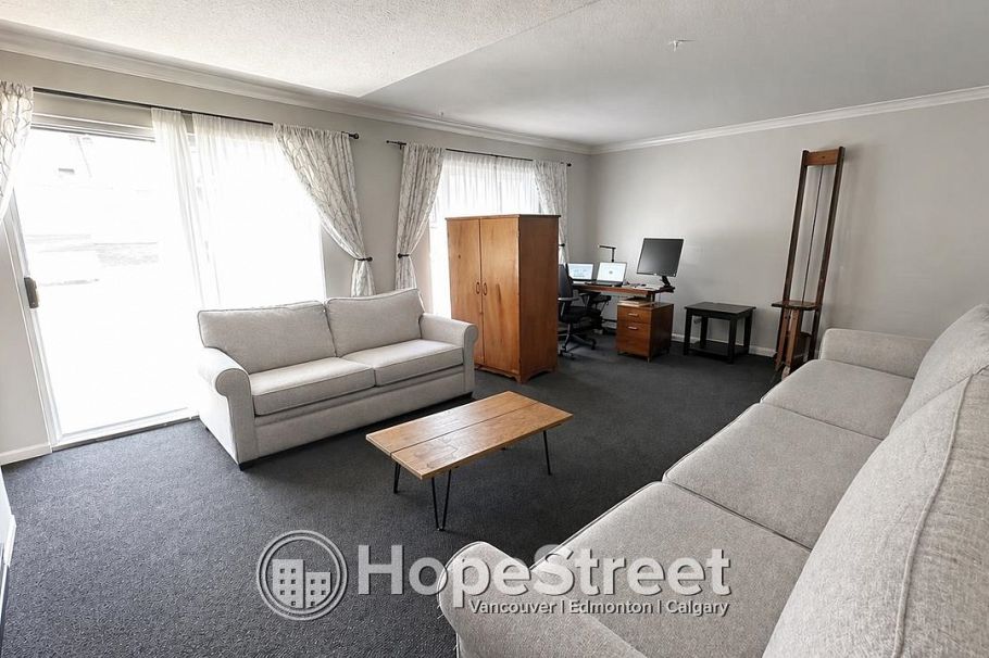 306 3980 INLET CRESCENT, North Vancouver BC V7G 2P9 North Vancouver, BC - 1