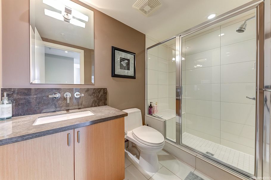 2102 1205 W Hastings Street Vancouver, BC - 25