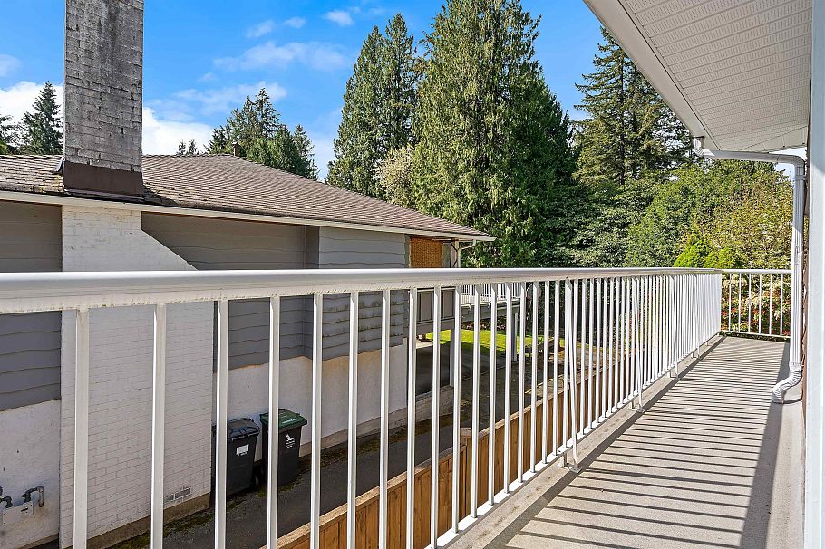 1189 Edgewood Place North Vancouver, BC - 18