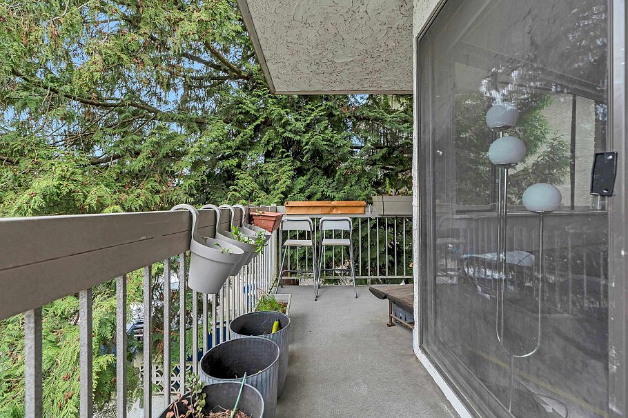 207 2080 Maple Street Vancouver, BC - 18