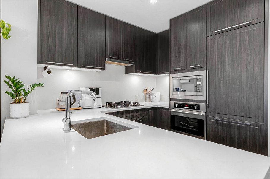 501 6633 Cambie Street Vancouver, BC - 10