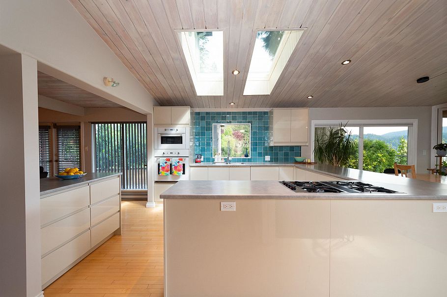 2873 Panorama Drive North Vancouver, BC - 13