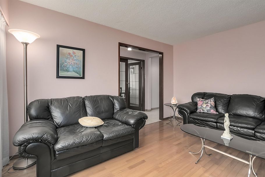 2636 Triumph Street Vancouver, BC - 5