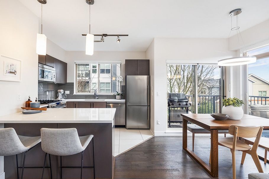 50 10133 River Drive Richmond, BC - 3