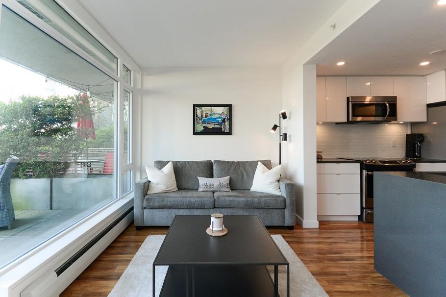221 289 E 6th Avenue Vancouver, BC - 3