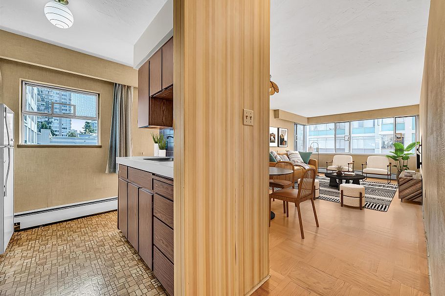 301 1050 Chilco Street Vancouver, BC - 6