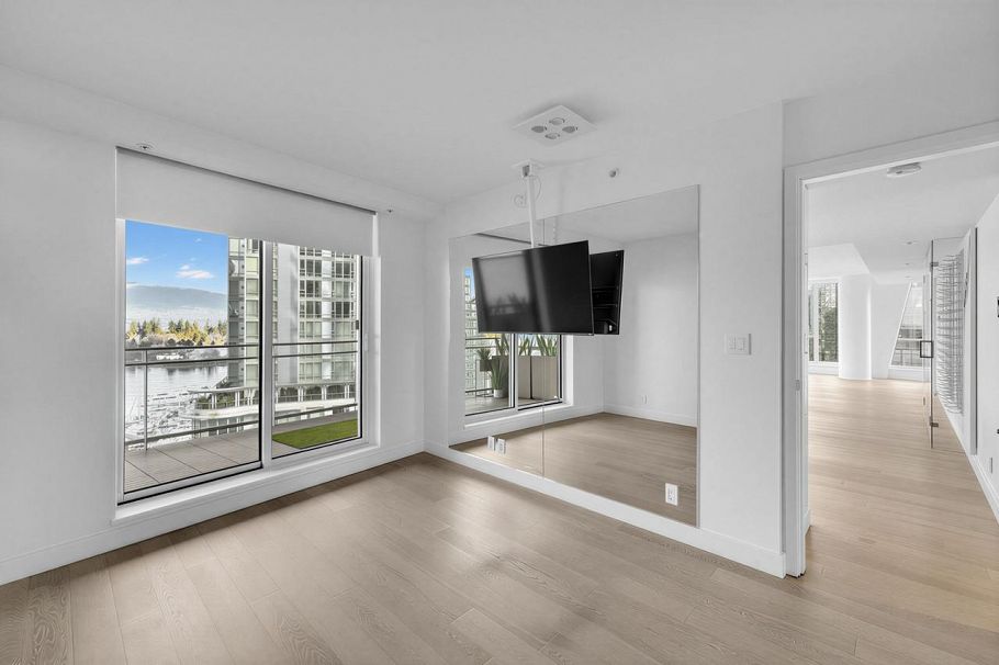 1202 1499 W Pender Street Vancouver, BC - 15