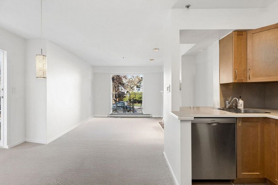 208 828 W 14th Avenue Vancouver, BC - 30