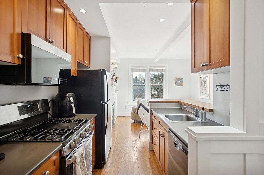 509 Union Street Vancouver, BC - 10