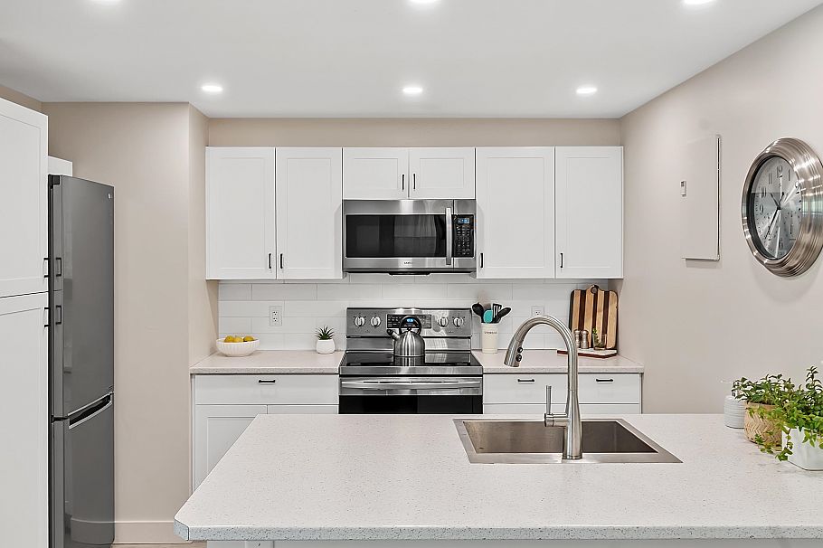 205 2445 W 3rd Avenue Vancouver, BC - 8