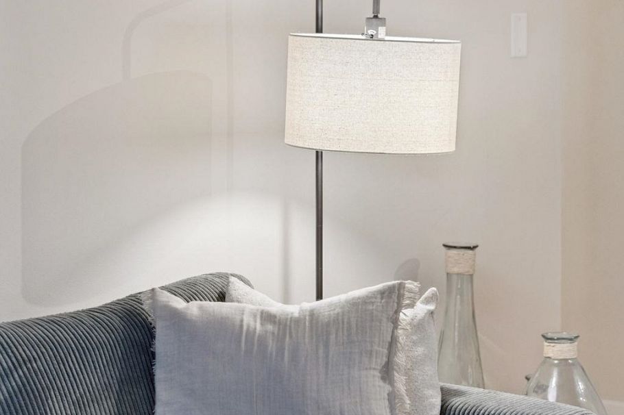 101 175 E 5th Street North Vancouver, BC - 10