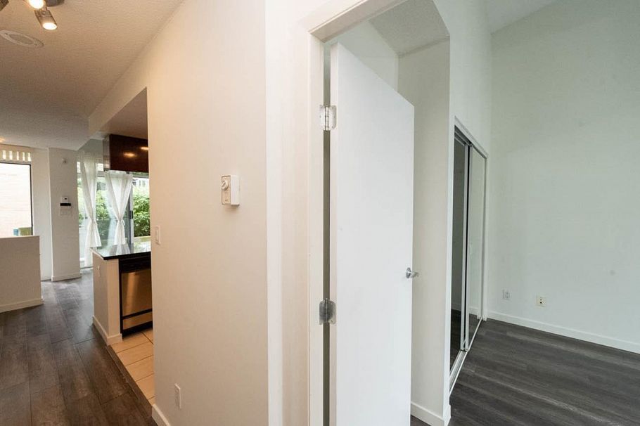 2M 1033 MARINASIDE CRESCENT, Vancouver BC V6Z 3A3 Vancouver, BC - 10