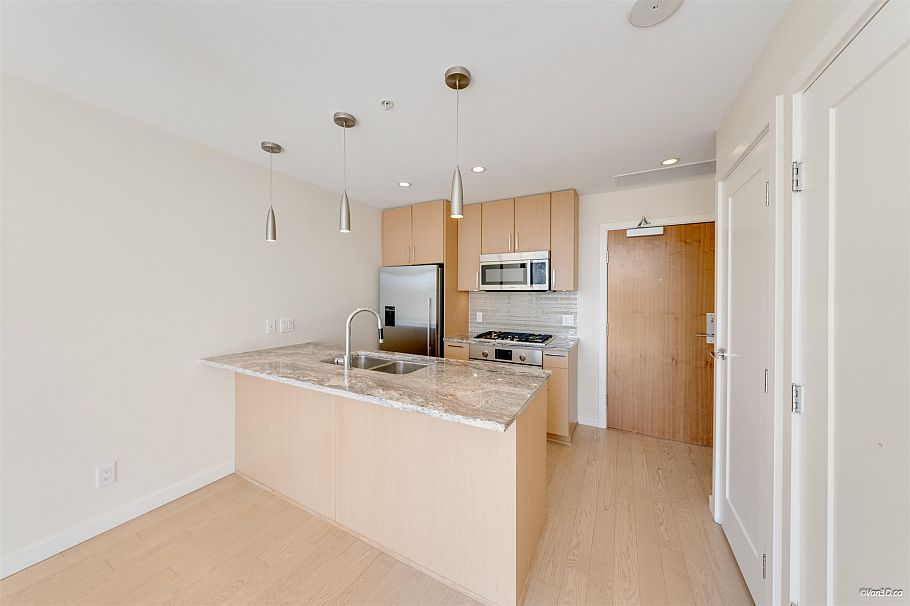 1002 88 W 1st Avenue Vancouver, BC - 12